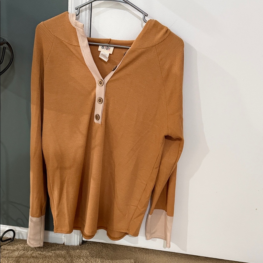 BiBi Tan Button-Up Women's Top with HOOD